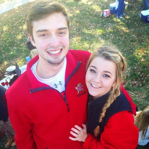 Meet your Posher, Carly - Picture 2 of 2